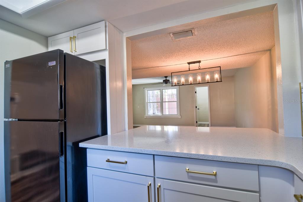 148 Douglas Road West, Unit C Oldsmar, FL 34677 - Photo 9 of 32 Gallery Image 9