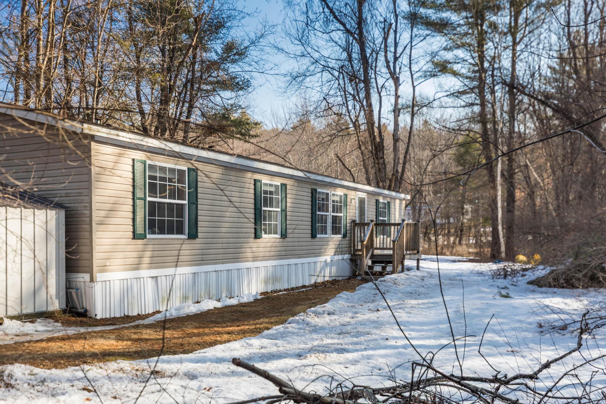 80 Brewster Road Barrington, NH 03825 - Photo 2 of 24