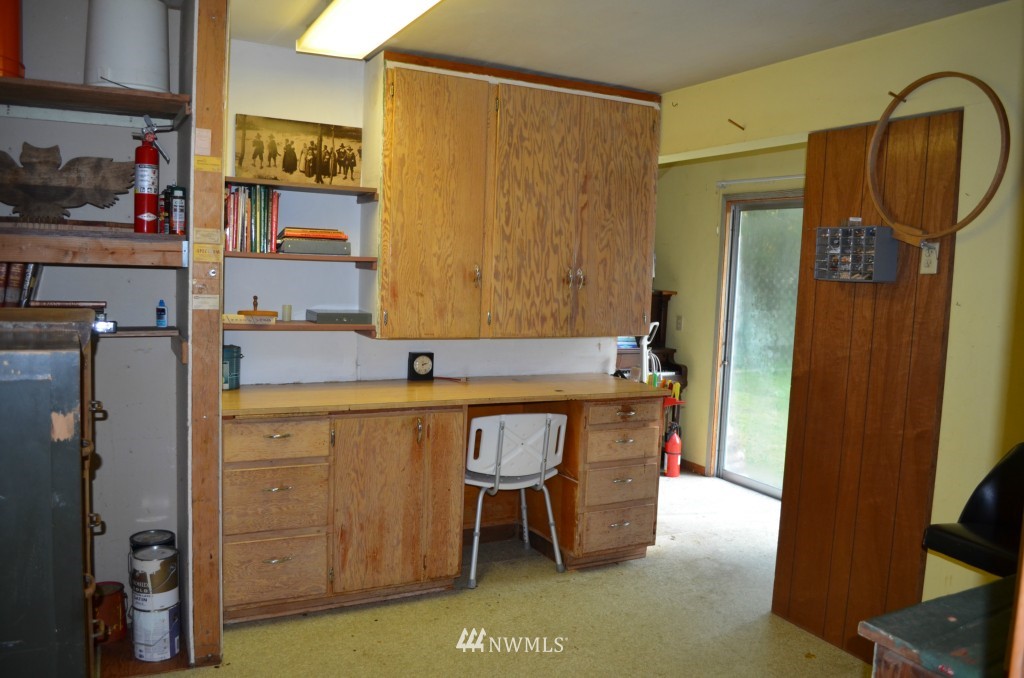 1030 East Satsop Road Elma, WA 98541 - Photo 11 of 13 Gallery Image 11