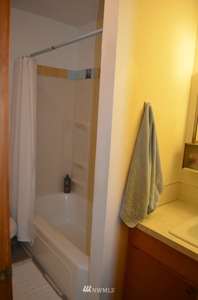 1030 East Satsop Road Elma, WA 98541 - Photo 12 of 13 Gallery Image 12