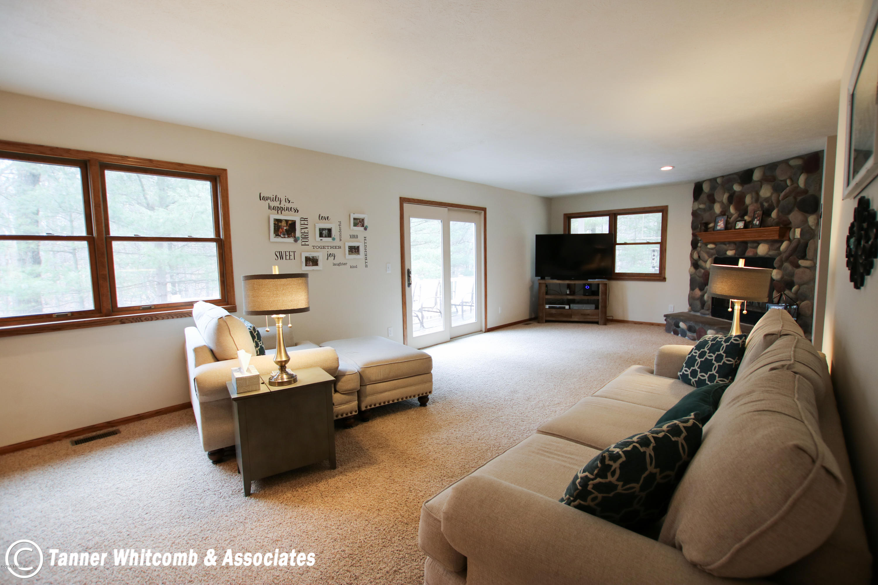 23075 Kendaville Road Pierson, MI 49339 - Photo 10 of 46 Tanner_Peirson (34)