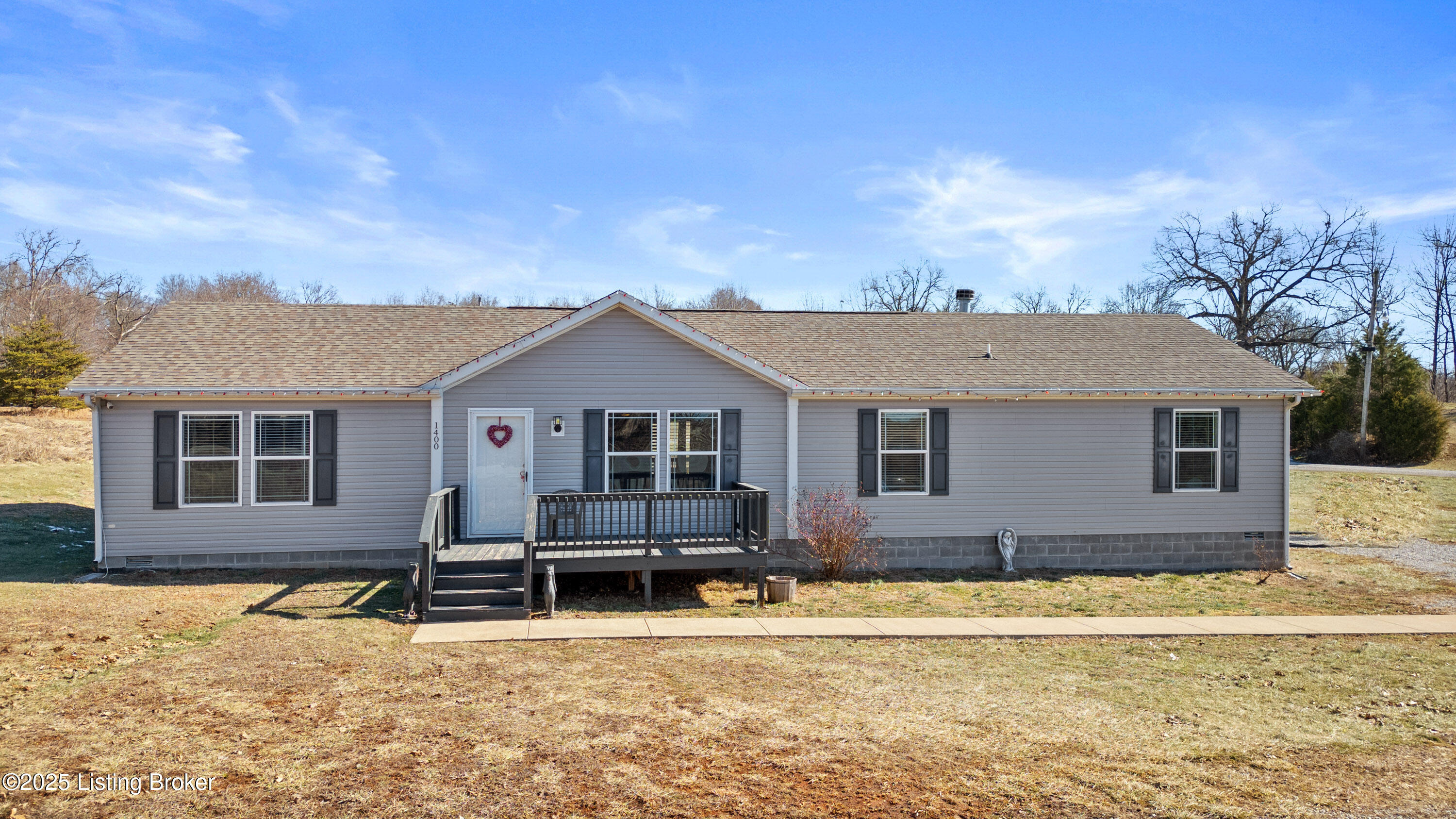 1400 Garrett Road Brandenburg, KY 40108 - Photo 1 of 27 001