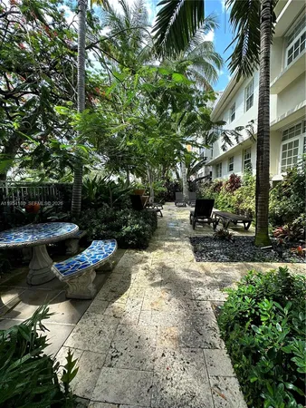 $2,200 | 1330 Drexel Avenue, Unit 105, Miami Beach, FL 33139