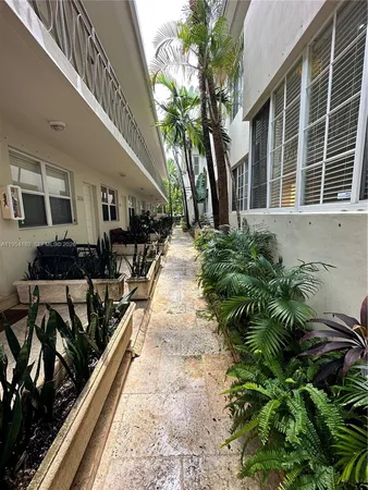 $2,200 | 1330 Drexel Avenue, Unit 105, Miami Beach, FL 33139