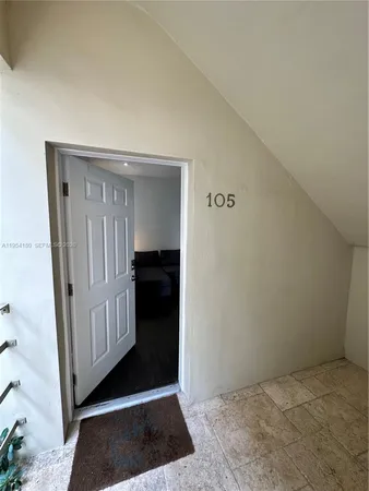 $2,200 | 1330 Drexel Avenue, Unit 105, Miami Beach, FL 33139