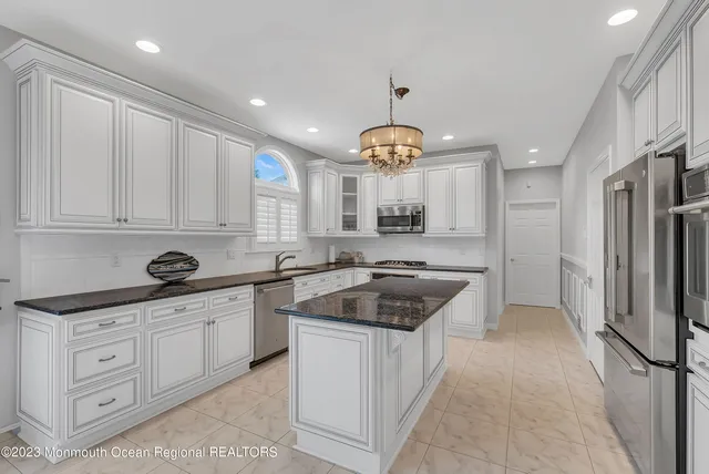 $3,300 | 7 MacKenzie Road, Eatontown, NJ 07724