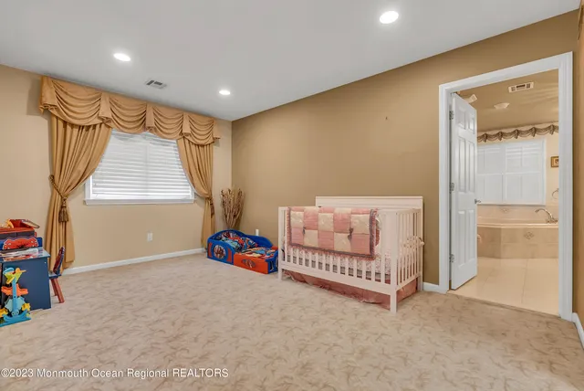 $3,300 | 7 MacKenzie Road, Eatontown, NJ 07724