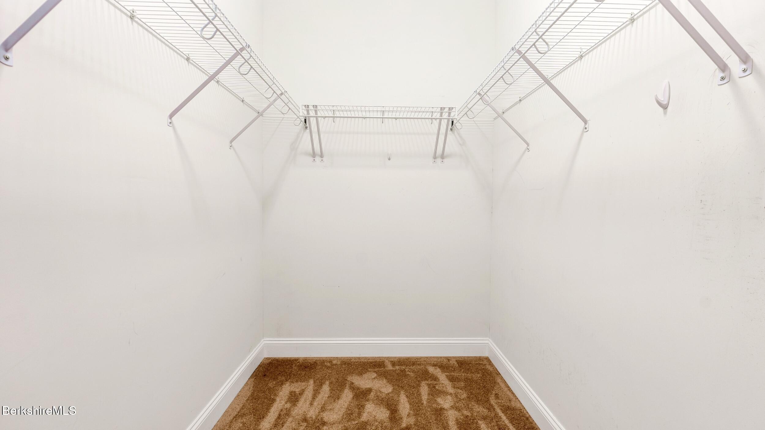 32 Aspen Way Pittsfield, MA 01201 - Photo 22 of 29 PRIMARY CLOSET