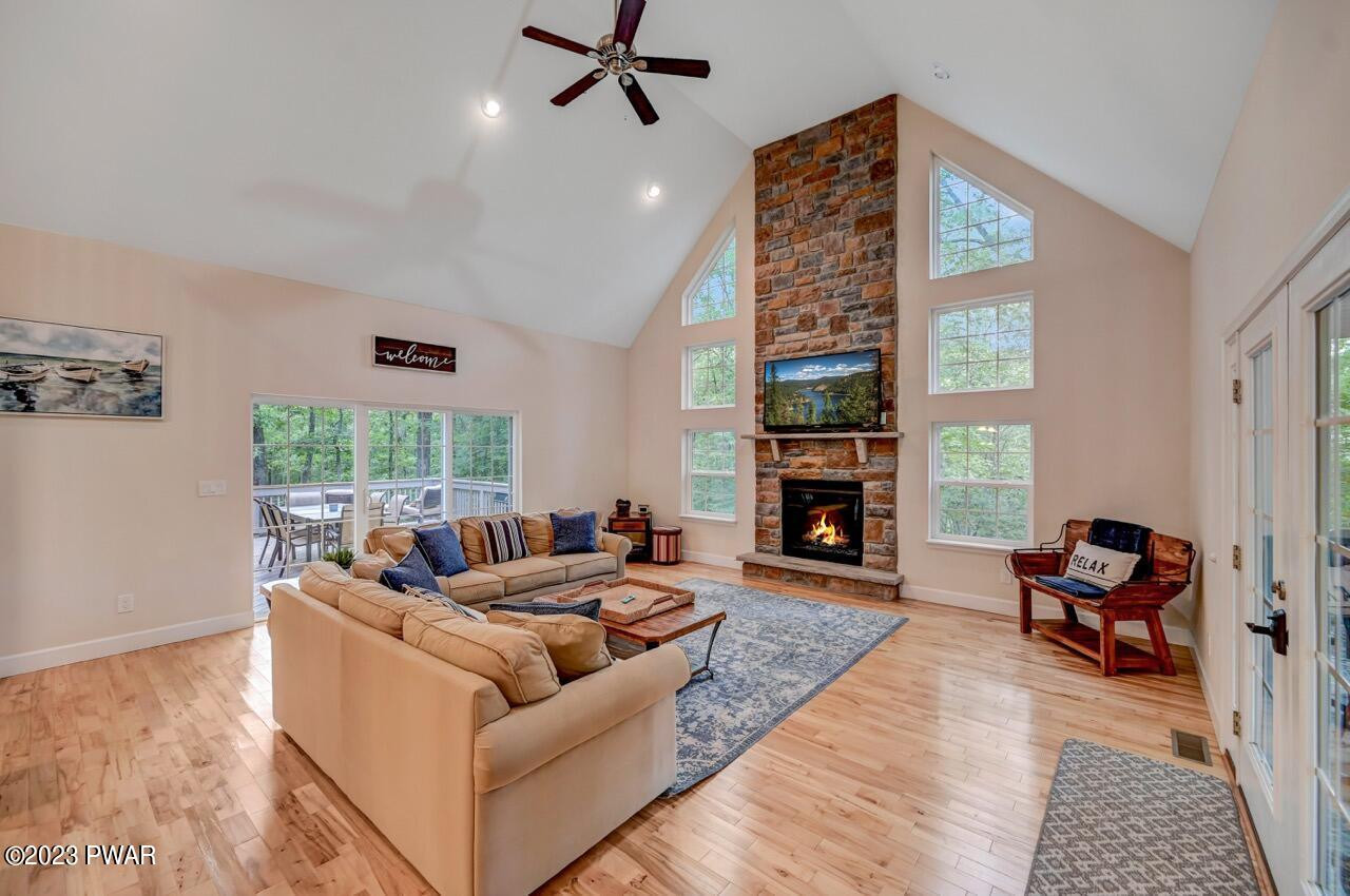 125 Laurel Road Lackawaxen, PA 18435 - Photo 8 of 87 125 Laurel Rd 05 Large