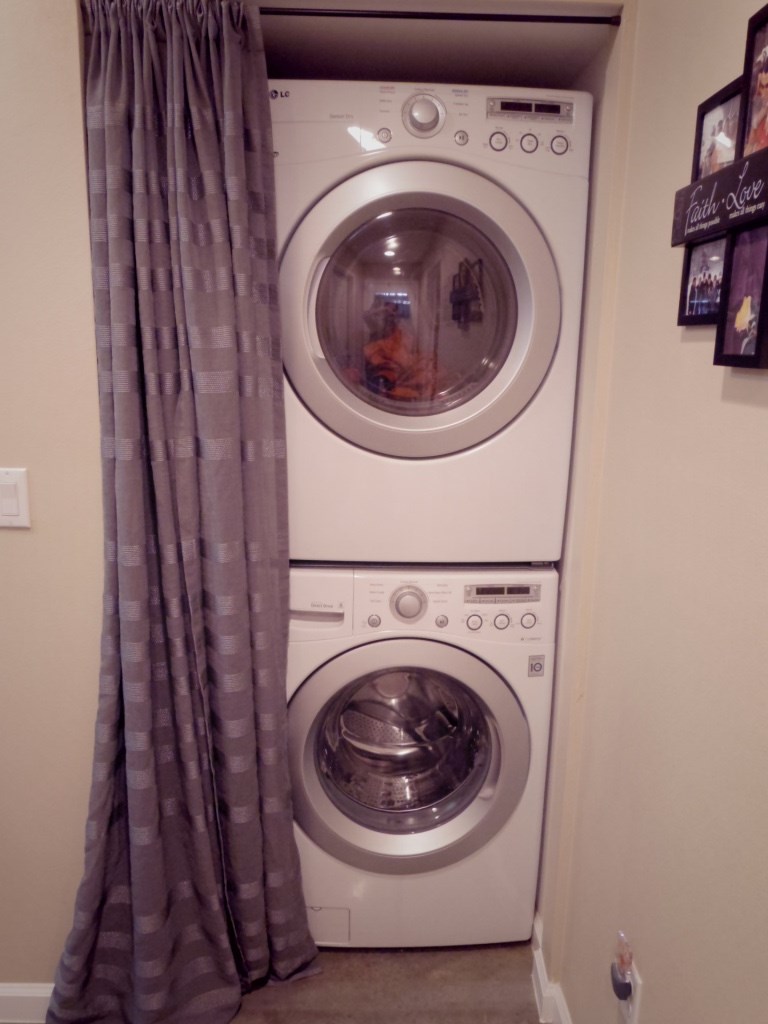 3504 Speedway, Unit B Austin, TX 78705 - Photo 12 of 18 a utility room with dryer and washer