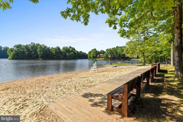 $4,000 | 4400 Loganberry Lane, Dumfries, VA 22025