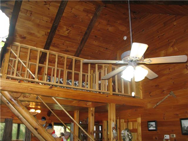 19 Slaterock Mill Road Taft, TN 38488 - Photo 6 of 20 a view of a balcony