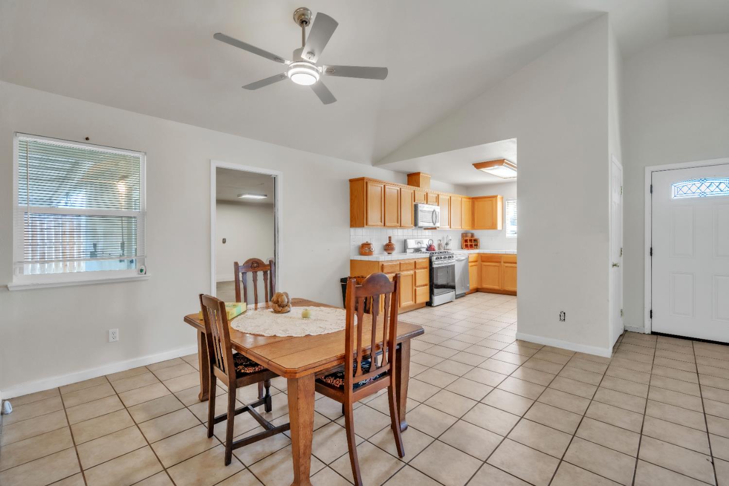 4688 Pacific Avenue Olivehurst, CA 95961 - Photo 78 of 91