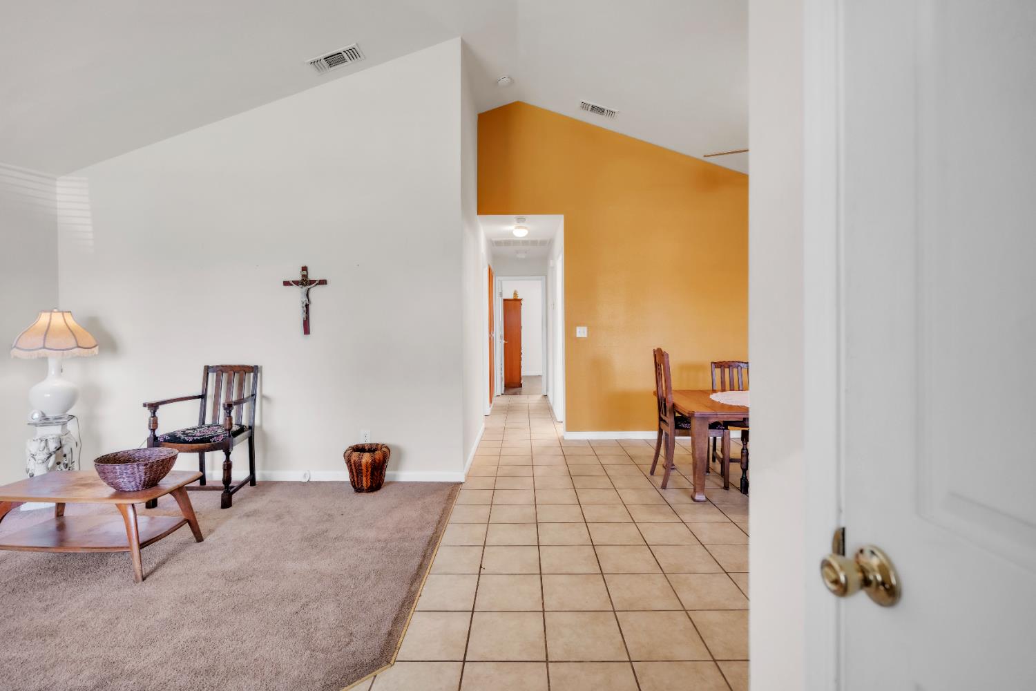4688 Pacific Avenue Olivehurst, CA 95961 - Photo 79 of 91 a living room with furniture and a table