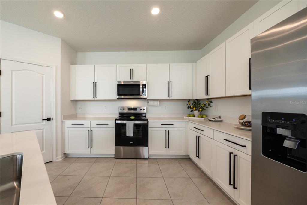 336 Redbud Road Palm Coast, FL 32137 - Photo 13 of 32 Gallery Image 13