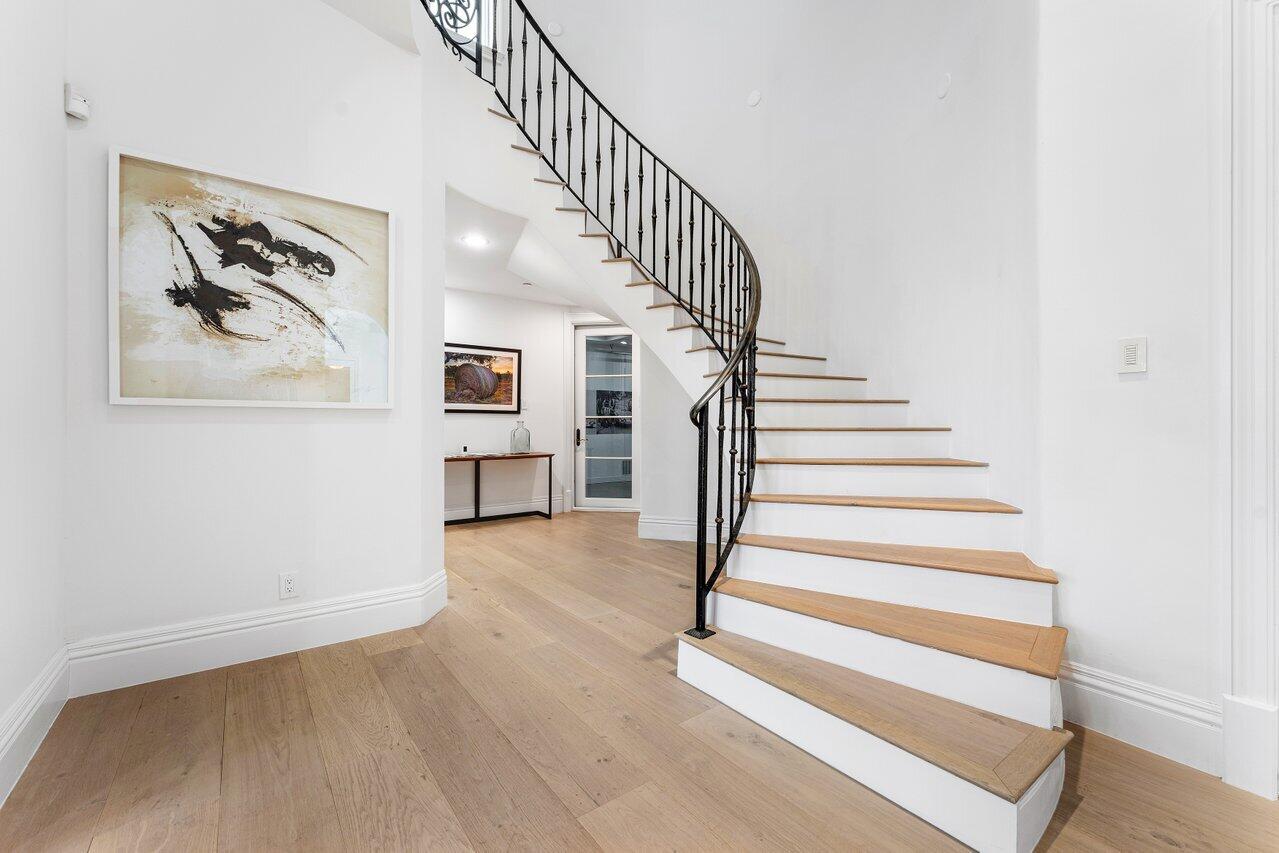 155 Southeast Spanish Trail Boca Raton, FL 33432 - Photo 6 of 20 Stairs
