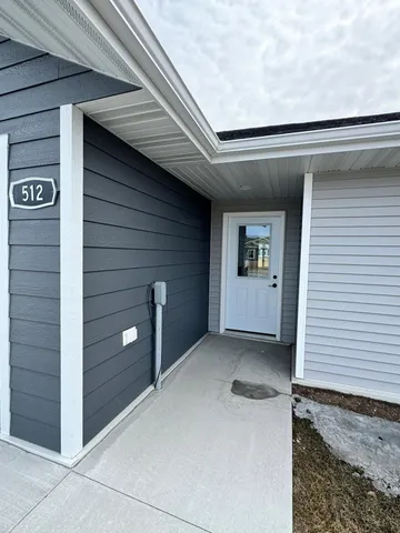 $229,000 | 512 Garfield Street Southeast, Warroad, MN 56763