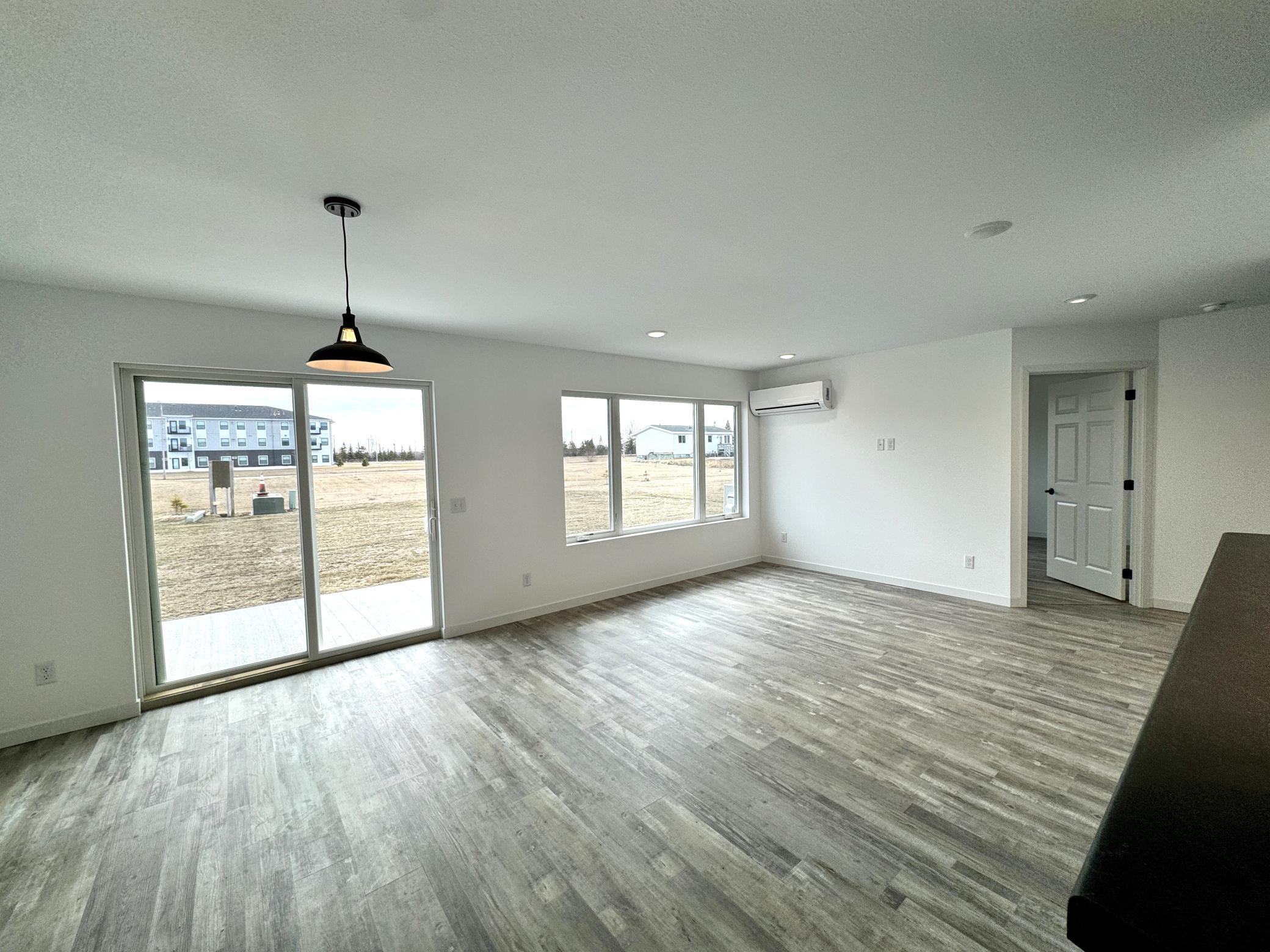 512 Garfield Street Southeast Warroad, MN 56763 - Photo 7 of 20