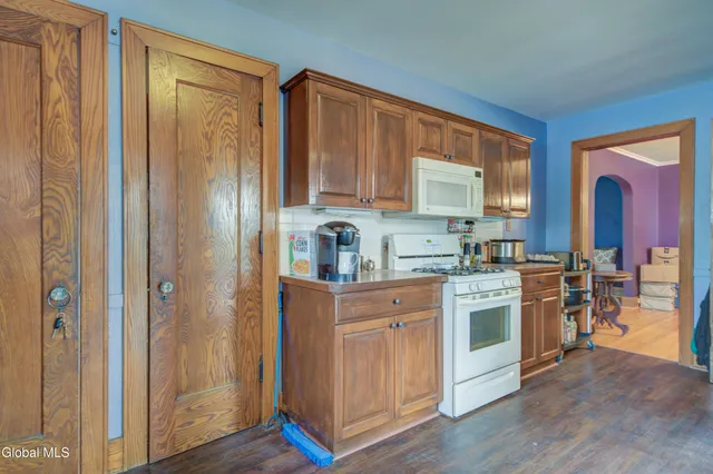 $299,900 | 106 Prindle Avenue, Johnstown, NY 12095