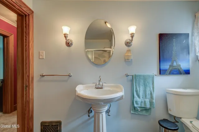 $299,900 | 106 Prindle Avenue, Johnstown, NY 12095