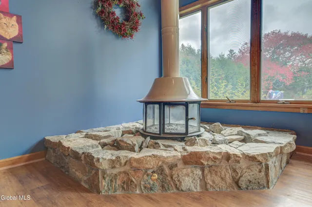 $299,900 | 106 Prindle Avenue, Johnstown, NY 12095