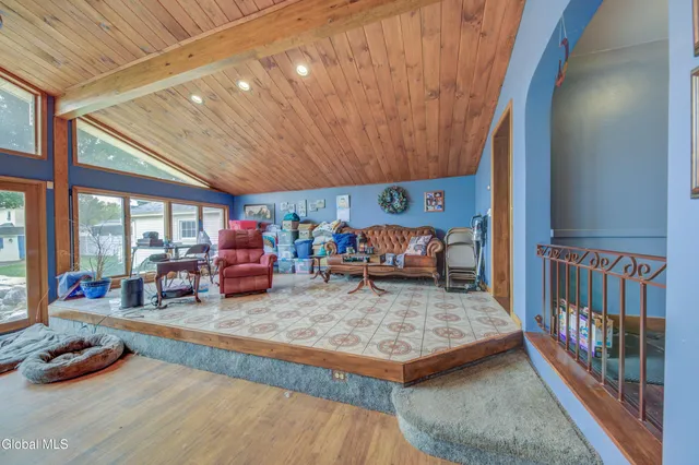 $299,900 | 106 Prindle Avenue, Johnstown, NY 12095