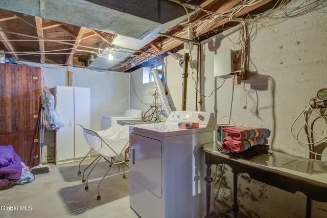 $299,900 | 106 Prindle Avenue, Johnstown, NY 12095