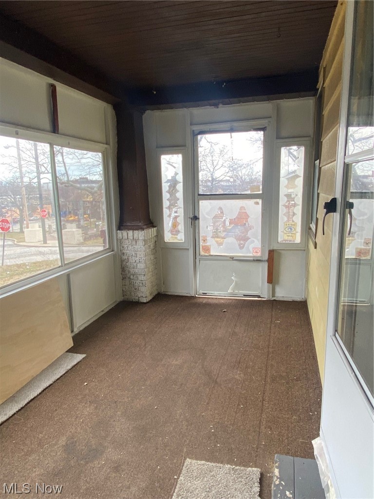 1821 Lampson Road Cleveland, OH 44112 - Photo 4 of 13