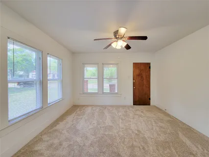 $210,000 | 7818 Dixie Drive, Houston, TX 77087