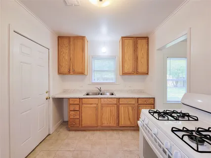 $210,000 | 7818 Dixie Drive, Houston, TX 77087