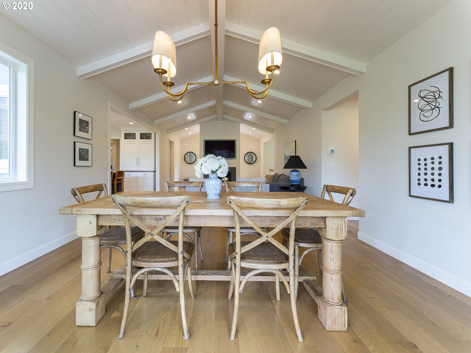 4245 West Bay Road Lake Oswego, OR 97035 - Photo 12 of 32 Gallery Image 12