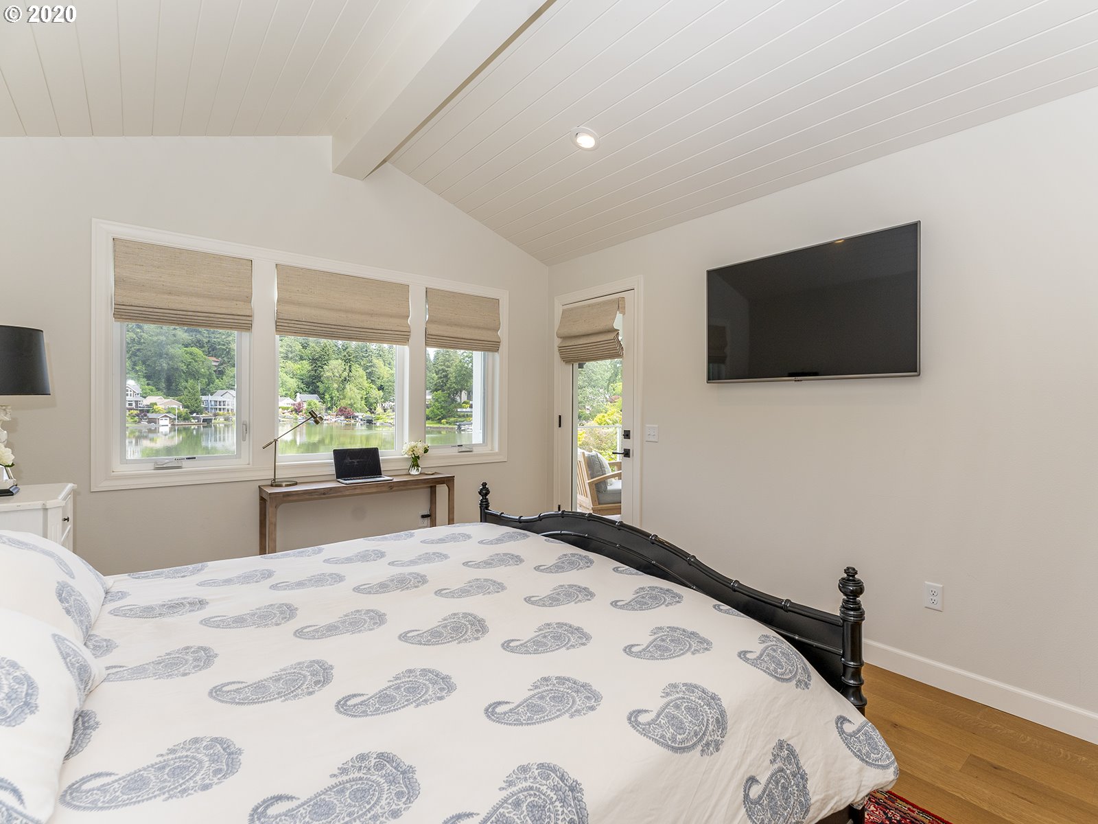 4245 West Bay Road Lake Oswego, OR 97035 - Photo 19 of 32 Gallery Image 19