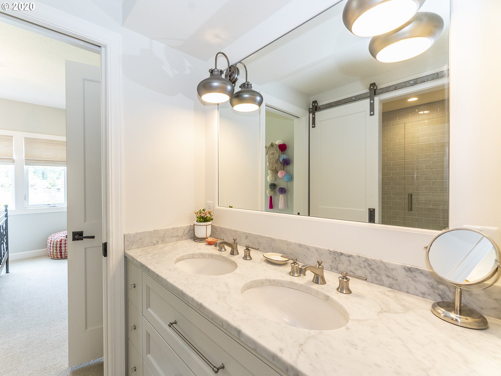 4245 West Bay Road Lake Oswego, OR 97035 - Photo 26 of 32 Gallery Image 26