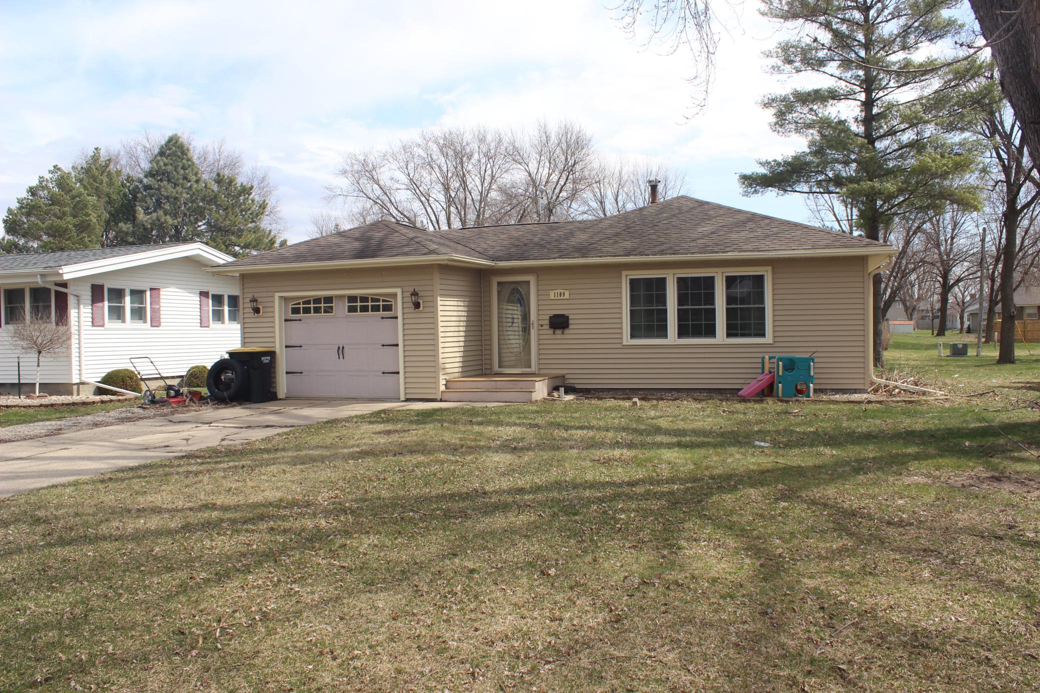 1109 South Moore Street Blue Earth, MN 56013 - Photo 29 of 29