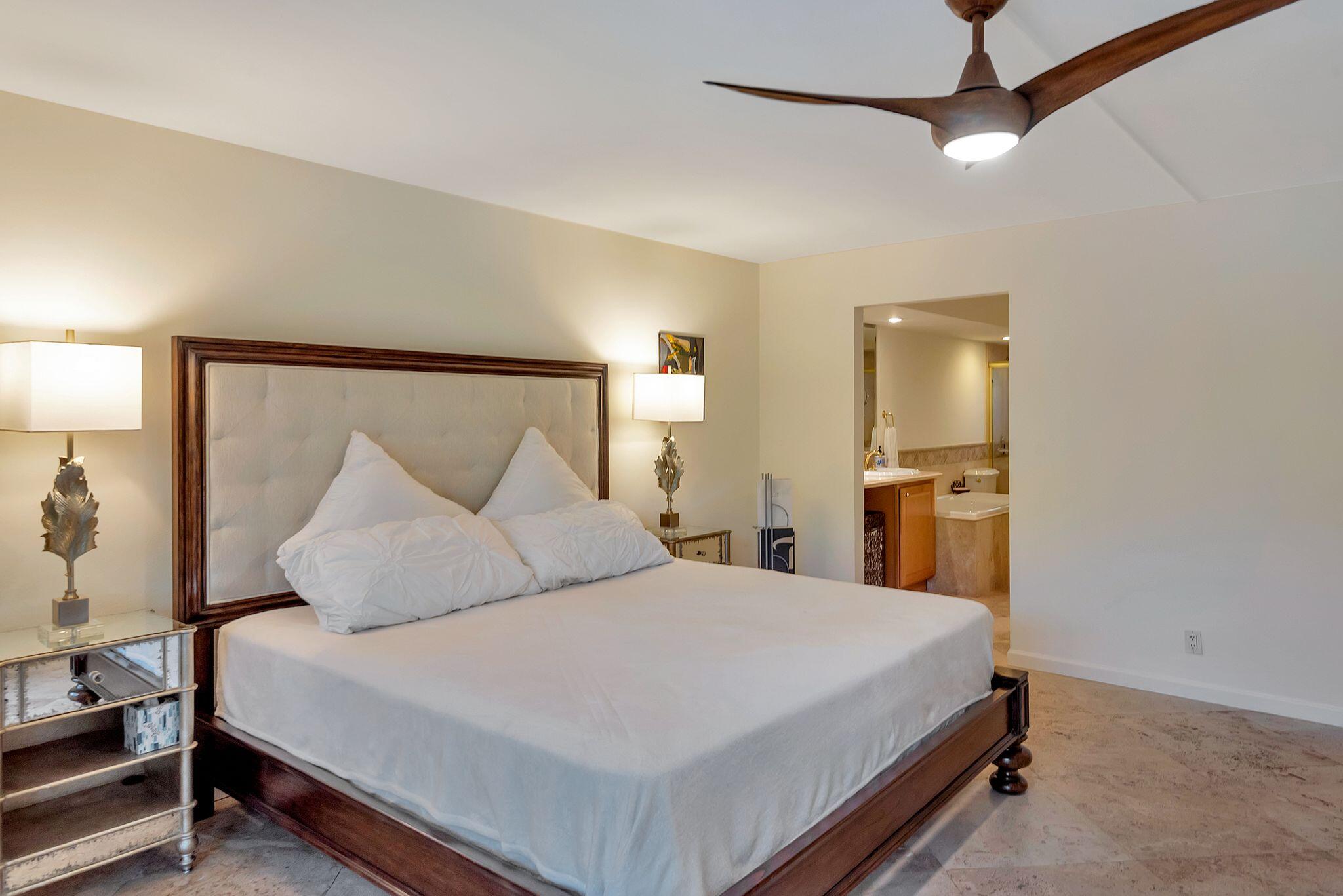 277 North Ocean Boulevard, Unit 2020 Boca Raton, FL 33432 - Photo 16 of 33 202 - 43
