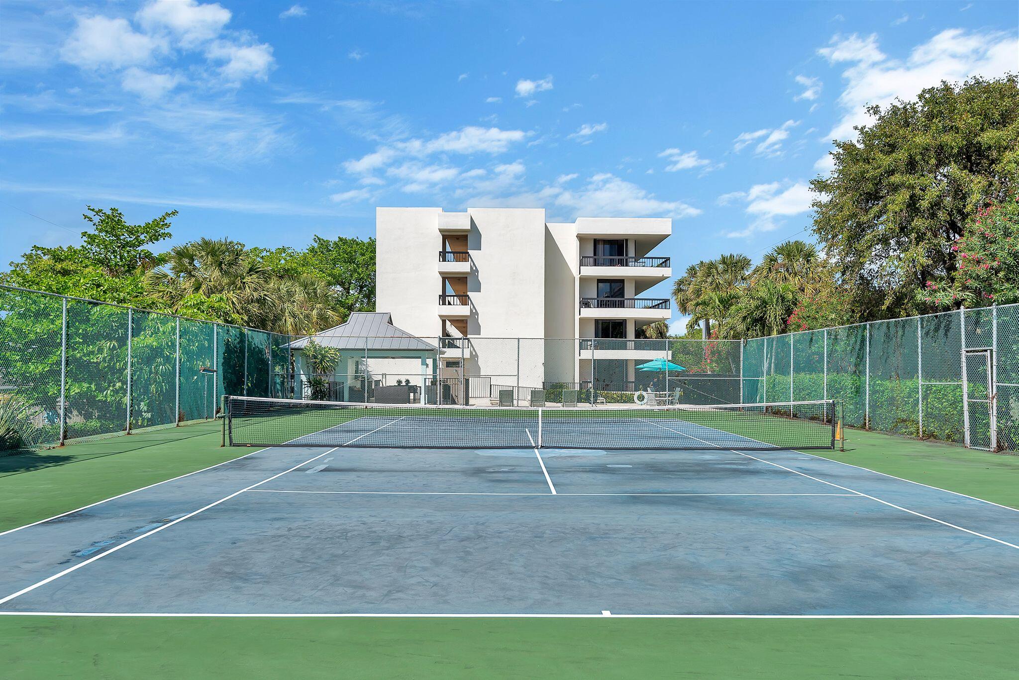 277 North Ocean Boulevard, Unit 2020 Boca Raton, FL 33432 - Photo 24 of 33 Private Tennis Court