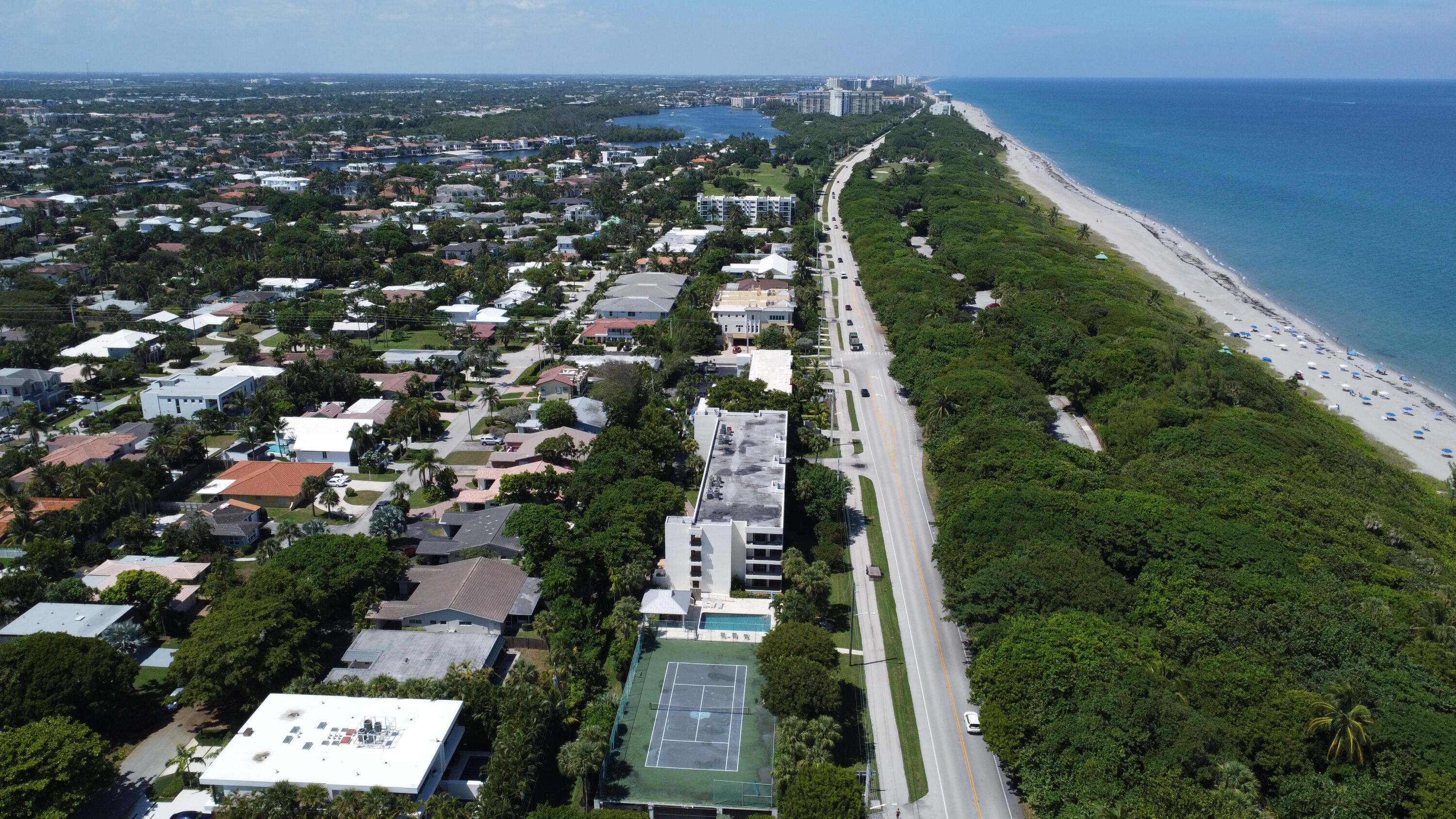 277 North Ocean Boulevard, Unit 2020 Boca Raton, FL 33432 - Photo 33 of 33 Steps to the Beach