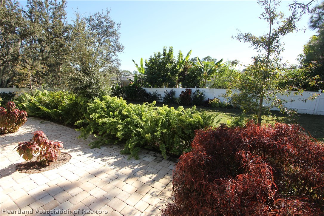 3539 Village Road Sebring, FL 33872 - Photo 3 of 33 Gallery Image 3