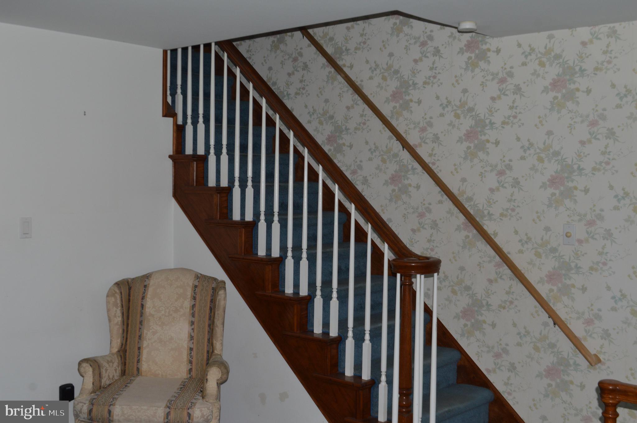 10215 Calera Road Philadelphia, PA 19114 - Photo 12 of 16 Staircase