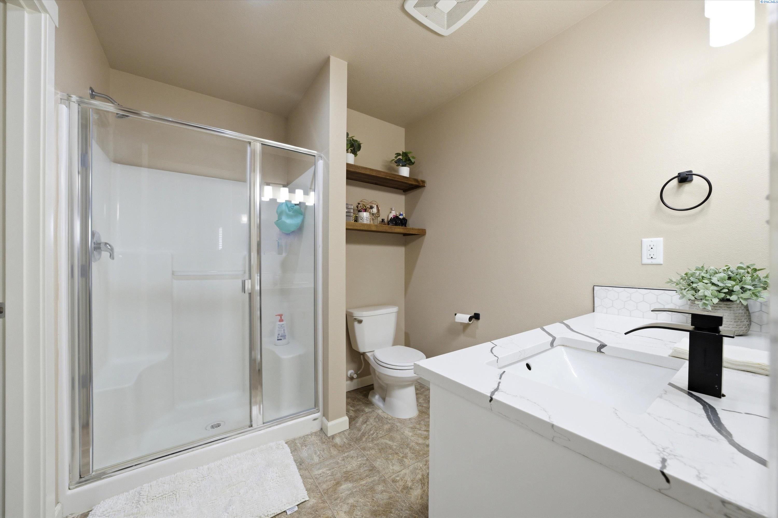 5617 Springfield Drive Pasco, WA 99301 - Photo 21 of 39 Gallery Image 21