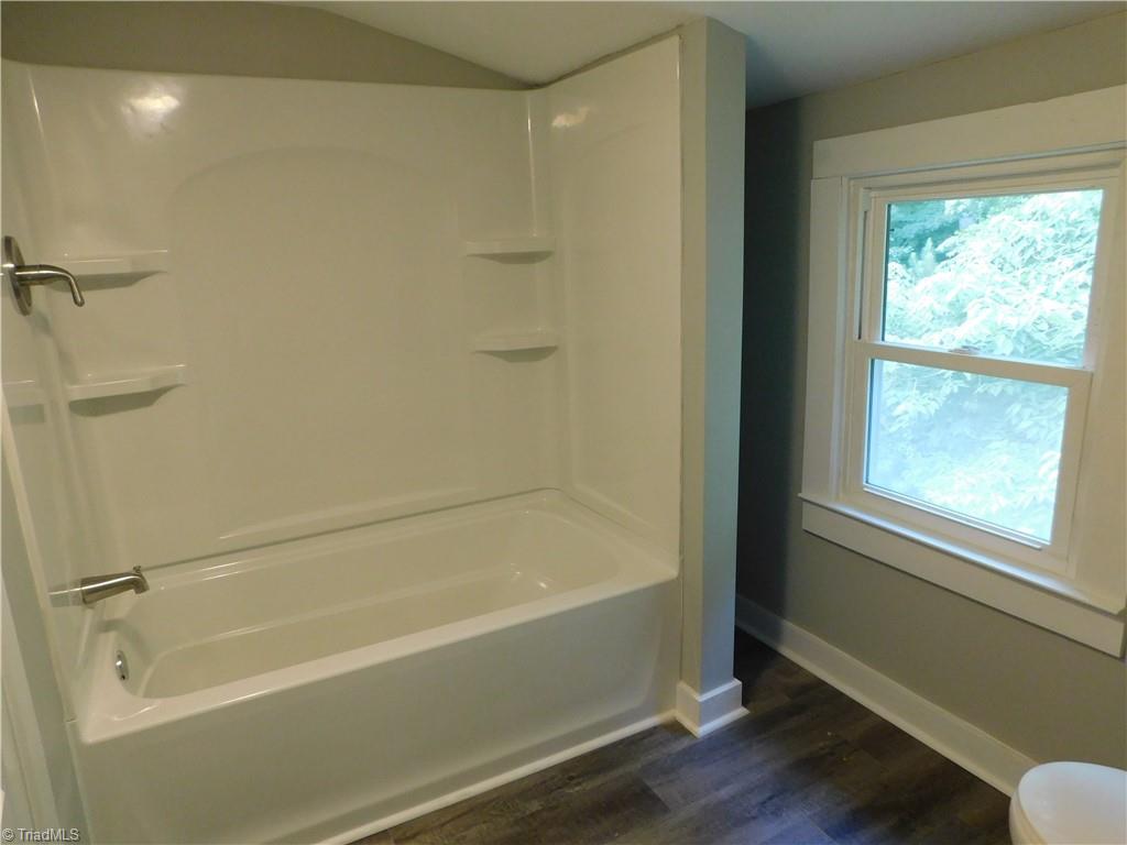 1135 Doc Hundley Road Westfield, NC 27053 - Photo 19 of 30 Main bath