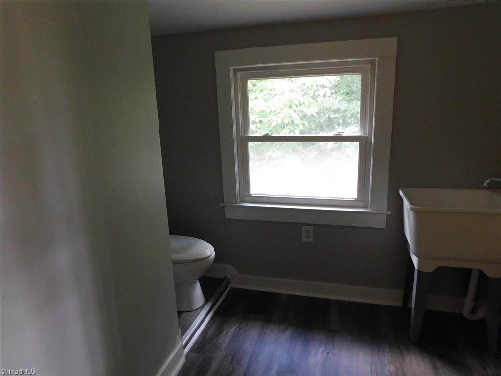 1135 Doc Hundley Road Westfield, NC 27053 - Photo 23 of 30 Half bath/laundry