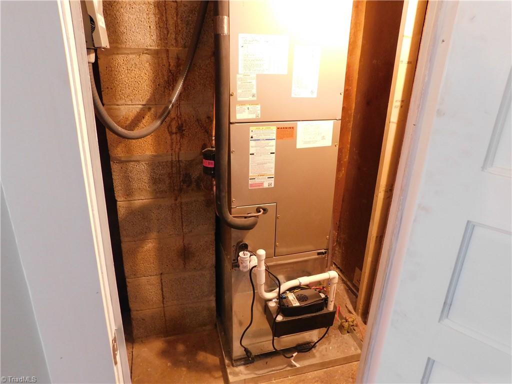 1135 Doc Hundley Road Westfield, NC 27053 - Photo 26 of 30 New HVAC