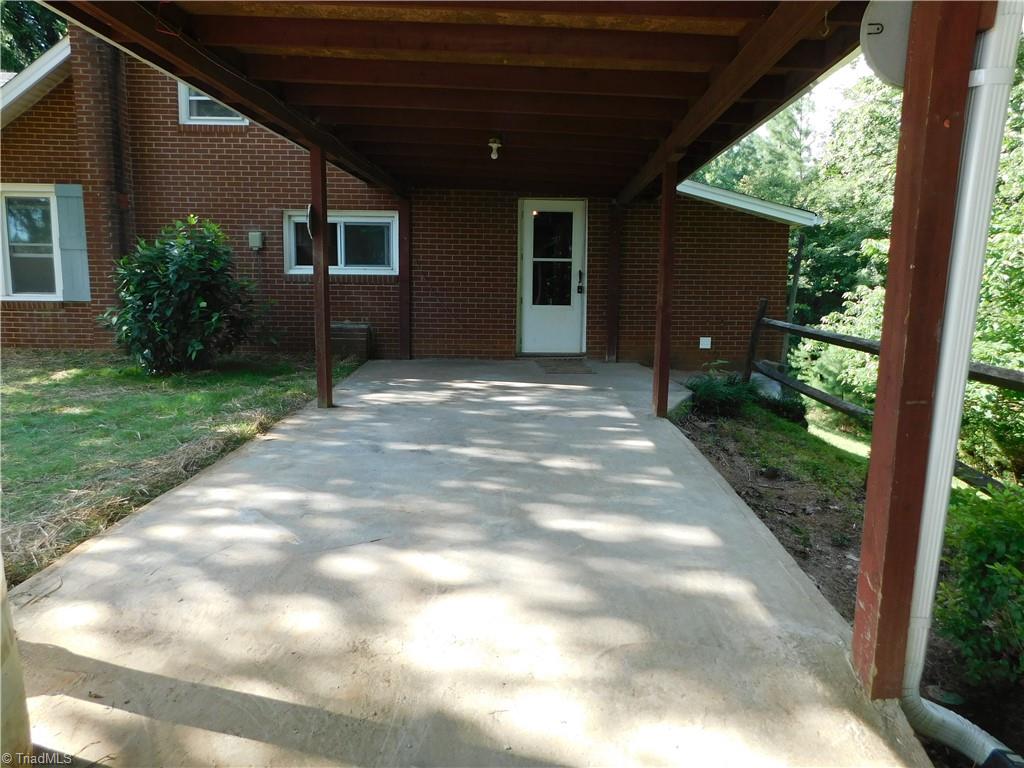 1135 Doc Hundley Road Westfield, NC 27053 - Photo 7 of 30 Carport