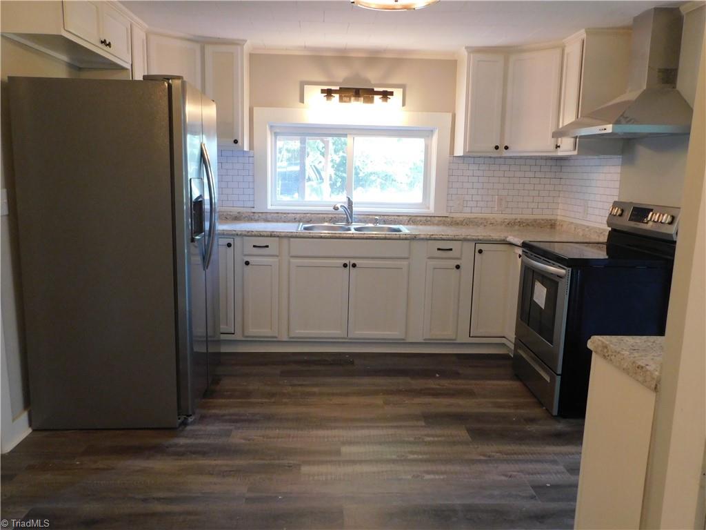 1135 Doc Hundley Road Westfield, NC 27053 - Photo 9 of 30 Kitchen