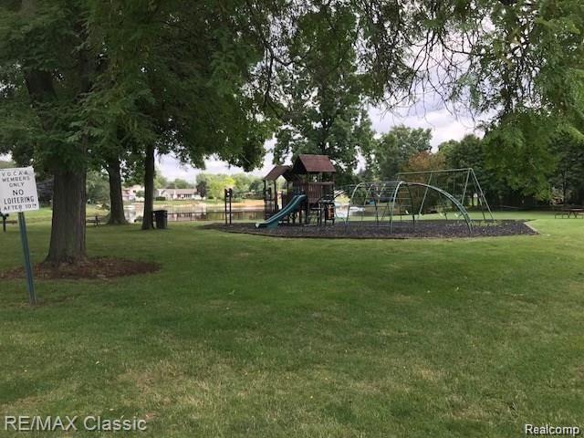 40645 Village Wood Road Novi, MI 48375 - Photo 30 of 31
