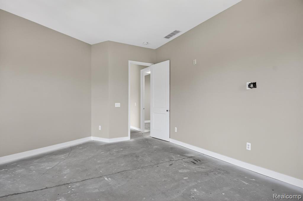 804 North Main Street, Unit 3A Rochester, MI 48307 - Photo 21 of 37