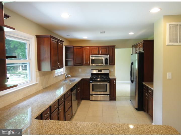 262 Woodbrook Road Yardley, PA 19067 - Photo 3 of 21 Kitchen