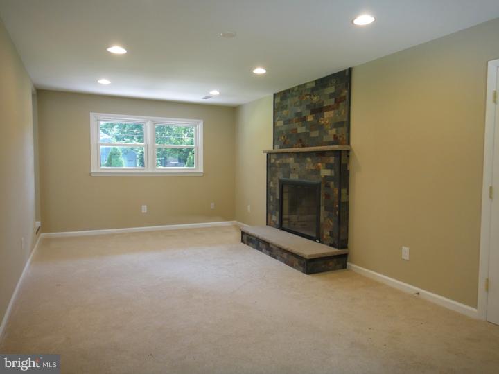 262 Woodbrook Road Yardley, PA 19067 - Photo 7 of 21 Family Room