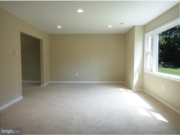 262 Woodbrook Road Yardley, PA 19067 - Photo 8 of 21 Living Room